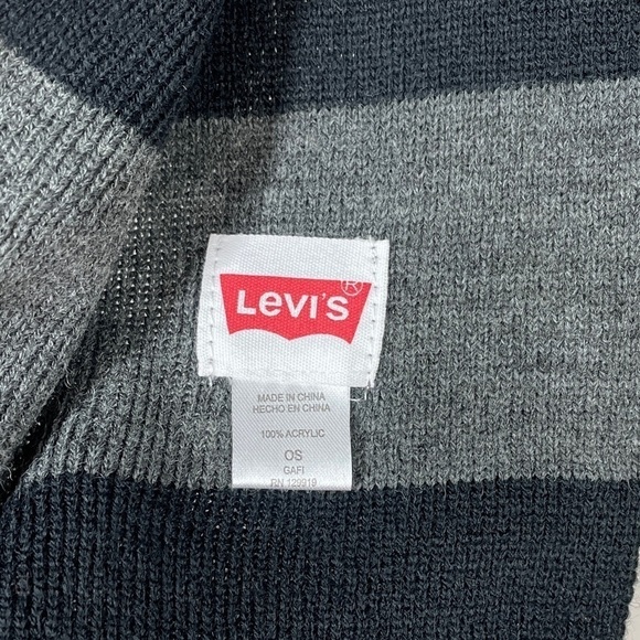 Levi’s Mixed Stripe Sweater Knit Men’s Scarf Gray Black - Picture 3 of 5